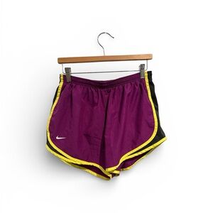 Nike Dri-Fit Women’s Large Purple Running Shorts Yellow Trim Athletic